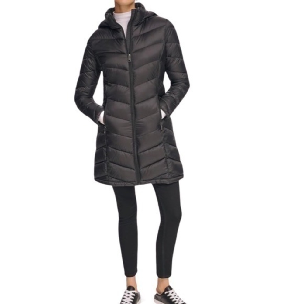 Calvin Klein Women's Packable Light-Weight Hooded Black Puffer Jacket size M